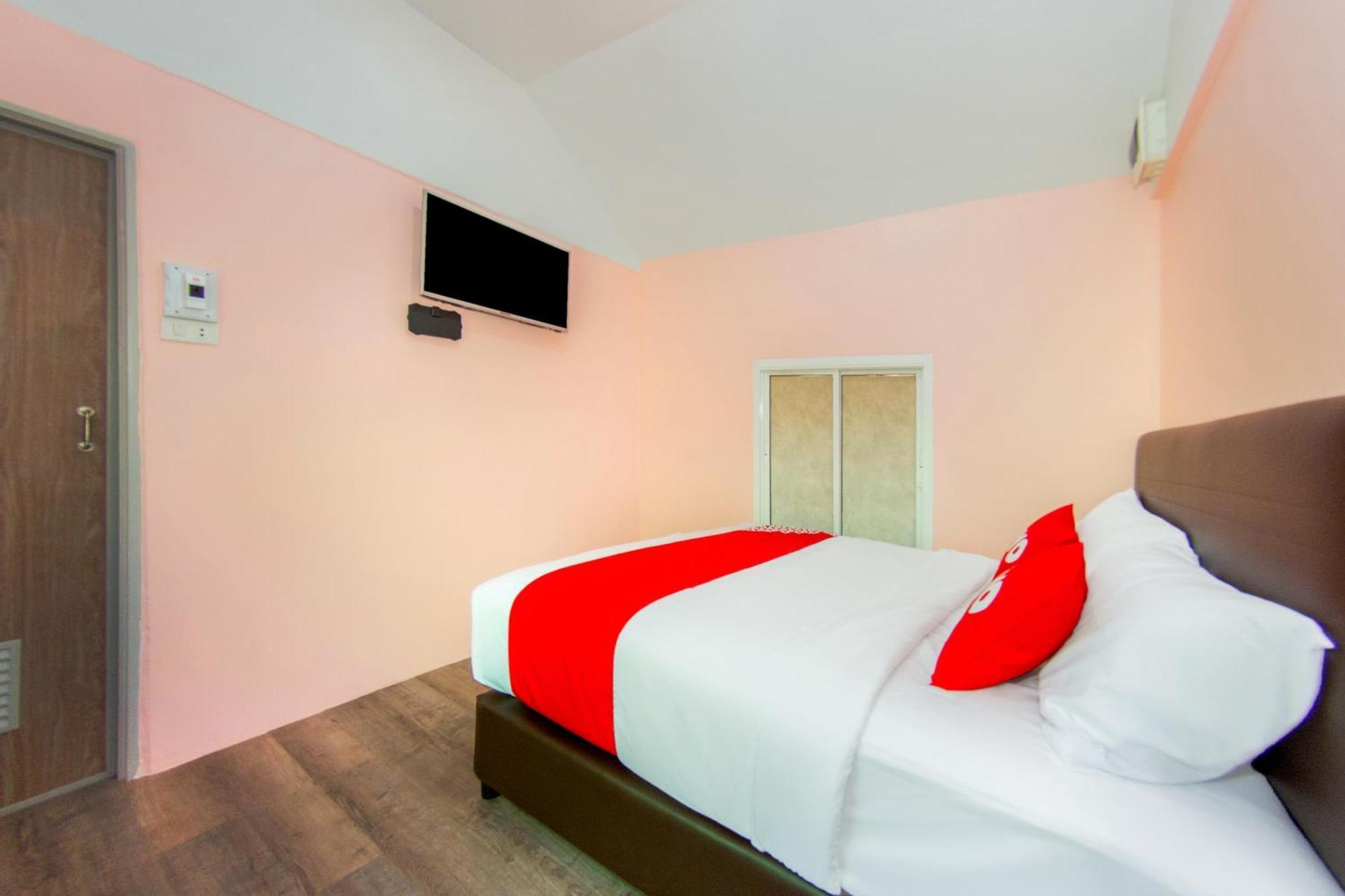 Oyo 578 Pj Resort And Snooker Club Прачуап Кири Кан Екстериор снимка